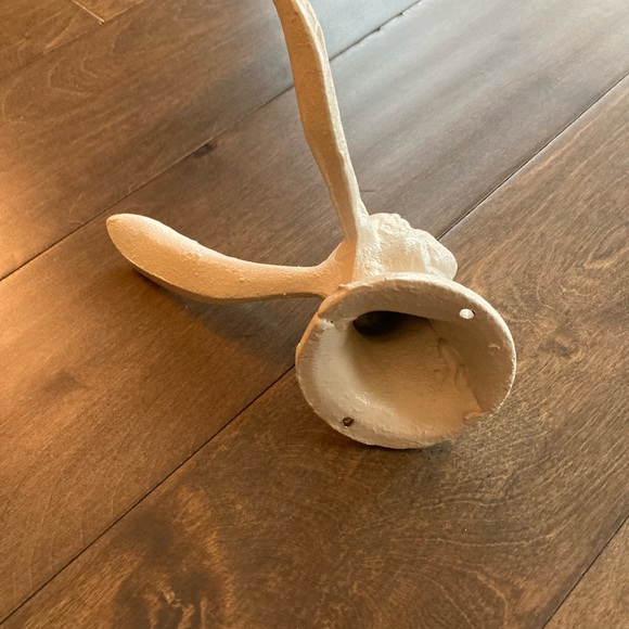 White Rabbit Wall Mount - Picture 4 of 7